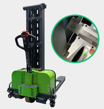 Routinewartung von Elektrostapler